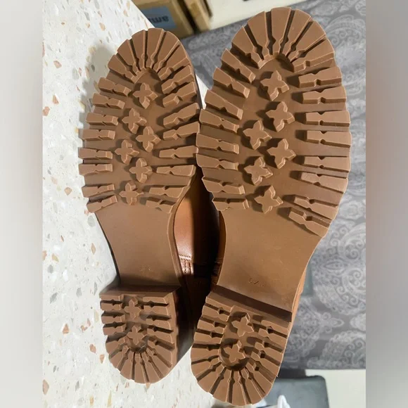 Women's Talbots Tish Tall Quilted Leather Lug Boots, Size 6.5 M - Picture 11 of 17